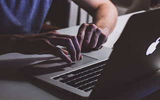 女子排球成年组1/4交叉赛 朱婷率队河南不敌上海